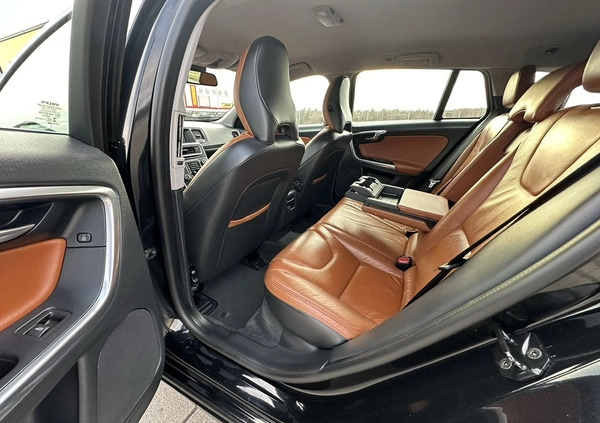 Volvo V60 cena 41000 przebieg: 242000, rok produkcji 2013 z Kłodzko małe 667